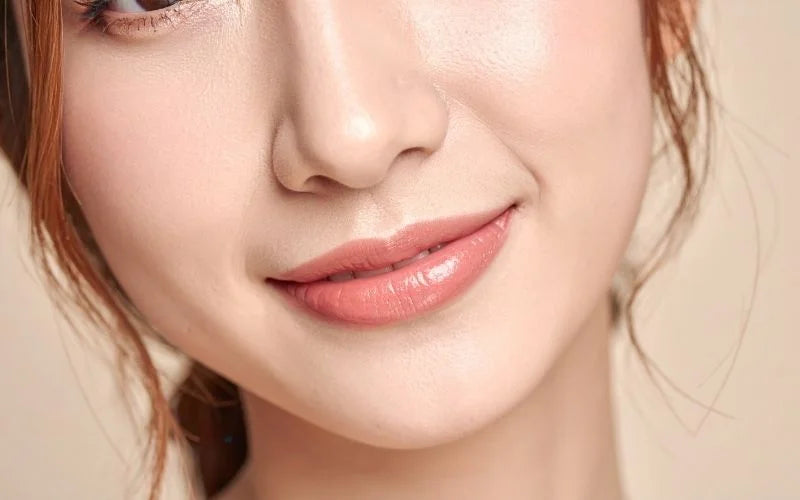 Are Glossy Lip Liners Long-Lasting? Find Out Now