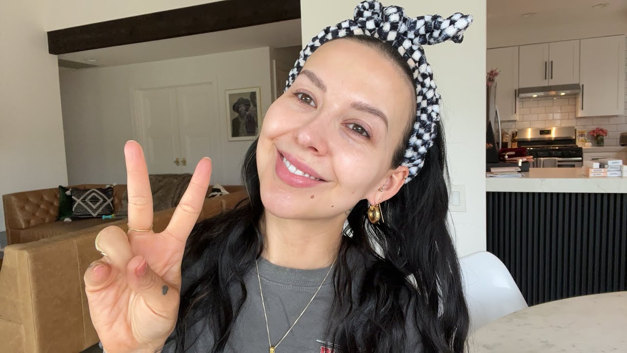 New foundation I’m loving, Girlactik Collab & New persona Blush in bloom.